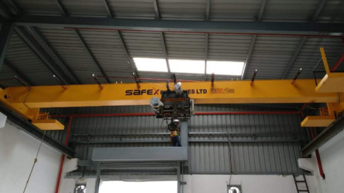 Underslung EOT Crane